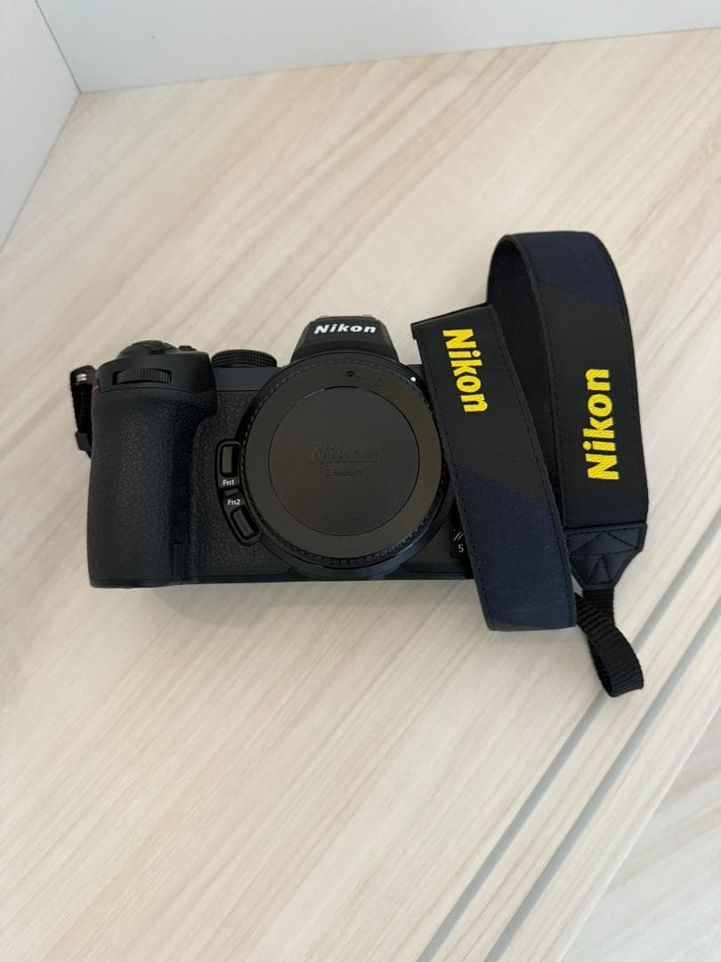 Nikon Z 5 ミラーレス一眼カメラ 本体