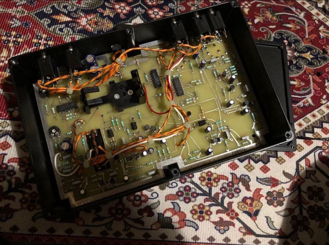 Roger Mayer Voodoo-Vibe トレモロ