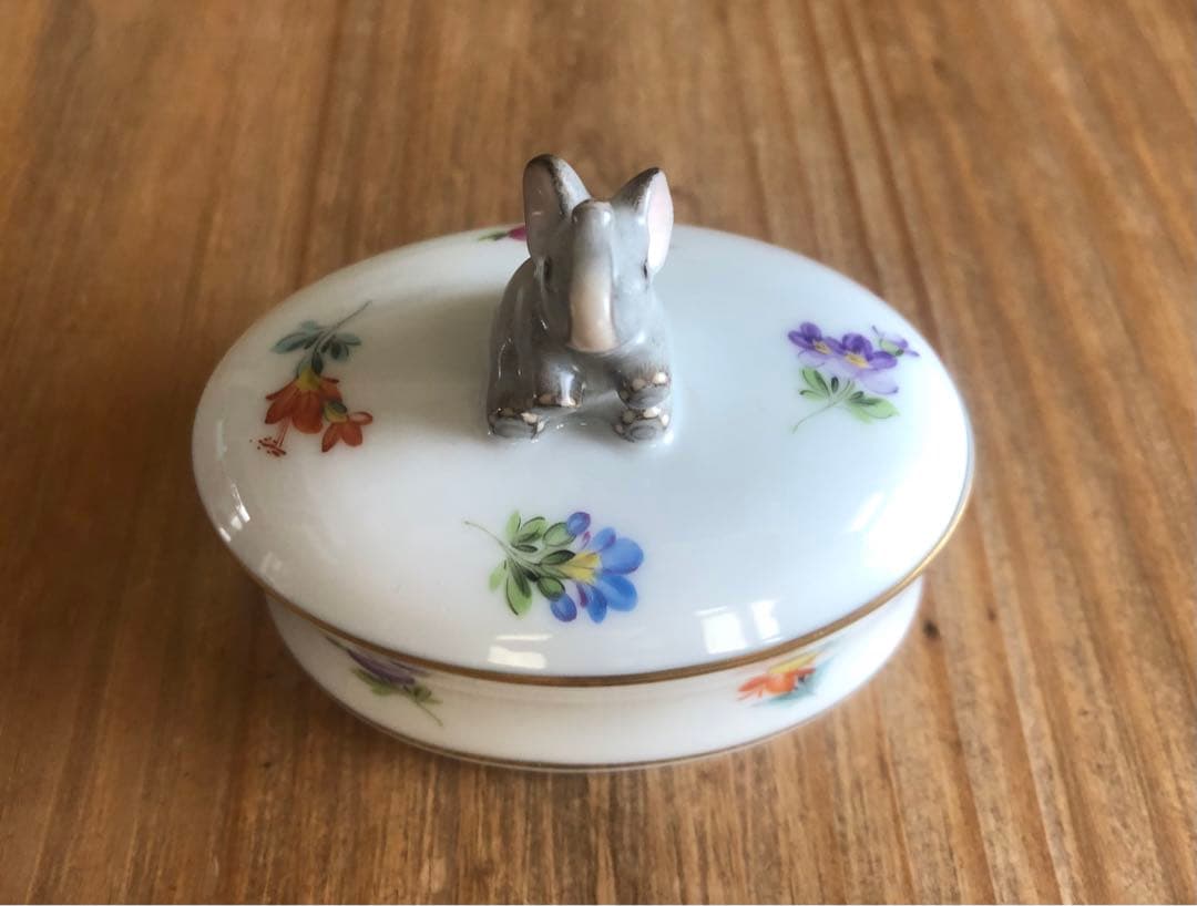 パーシー　ヘレンド　ボンボニエール　ミルフルールオーバルボックス（ゾウ）