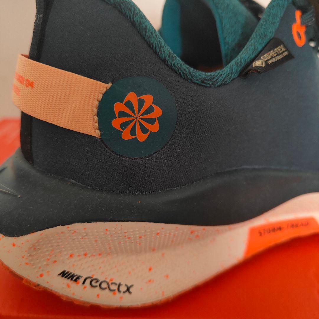 NIKEナイキ リアクトエックス インフィニティラン 4 GTX 男女 25.5