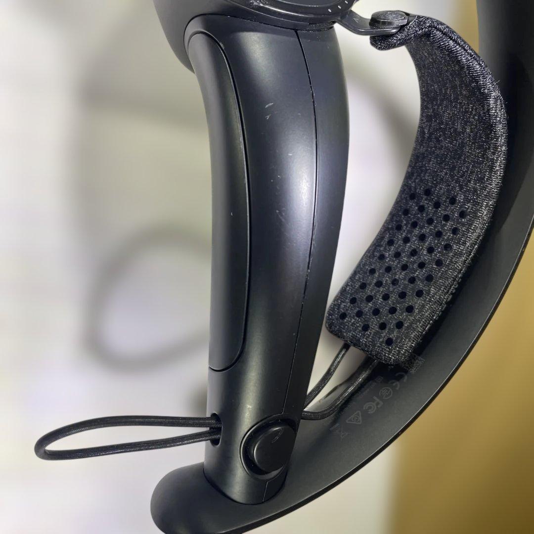 良い　valve indexコントローラー左右セット 動作確認済み　清掃済み