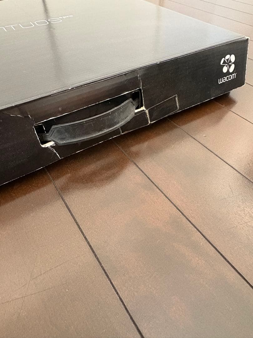 Wacom Intuos Pro A4 ペンタブレット 本体