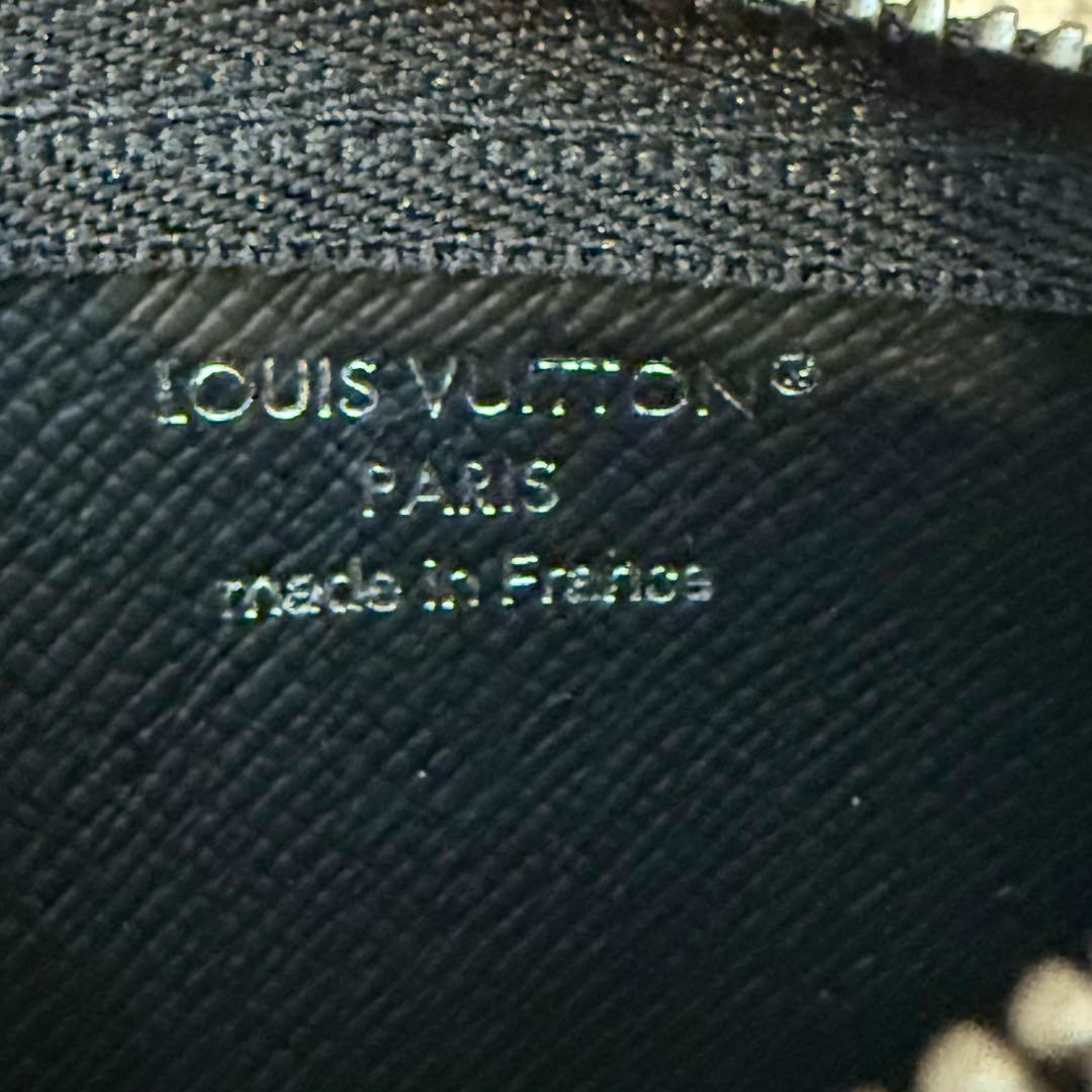 ラ*ー様 LOUIS VUITTON ケース ブラック