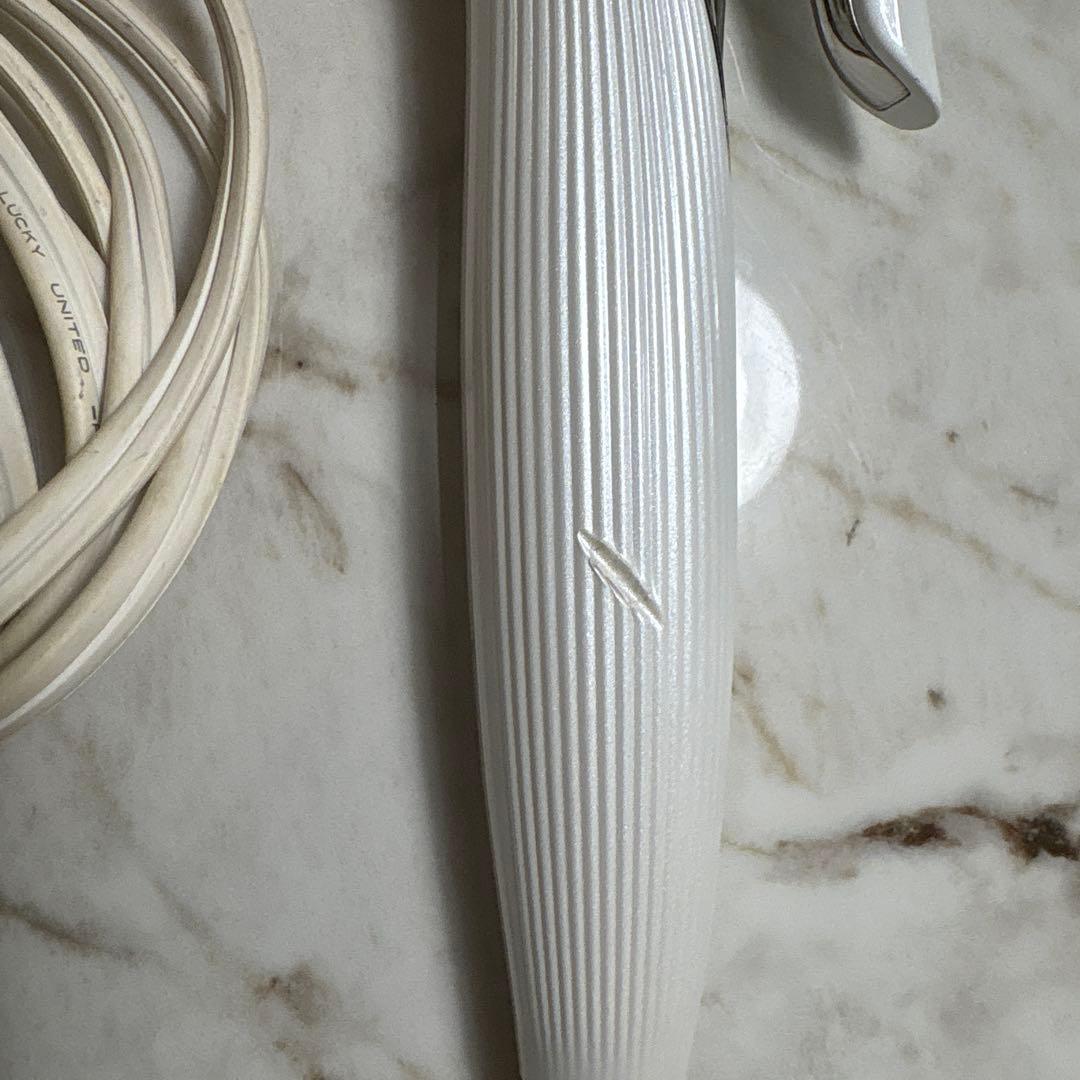 リファ　ビューテックカールアイロン32