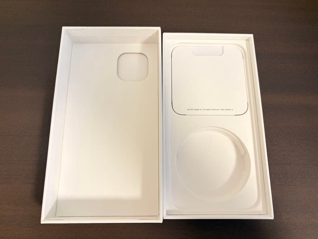 Apple iPhone 13 256GB ミッドナイト 本体　simフリー