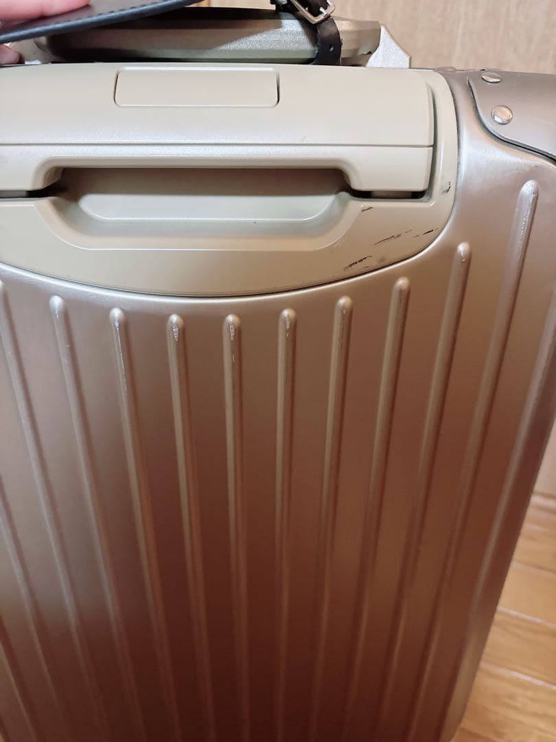RIMOWA スーツケース　35L ゴールド