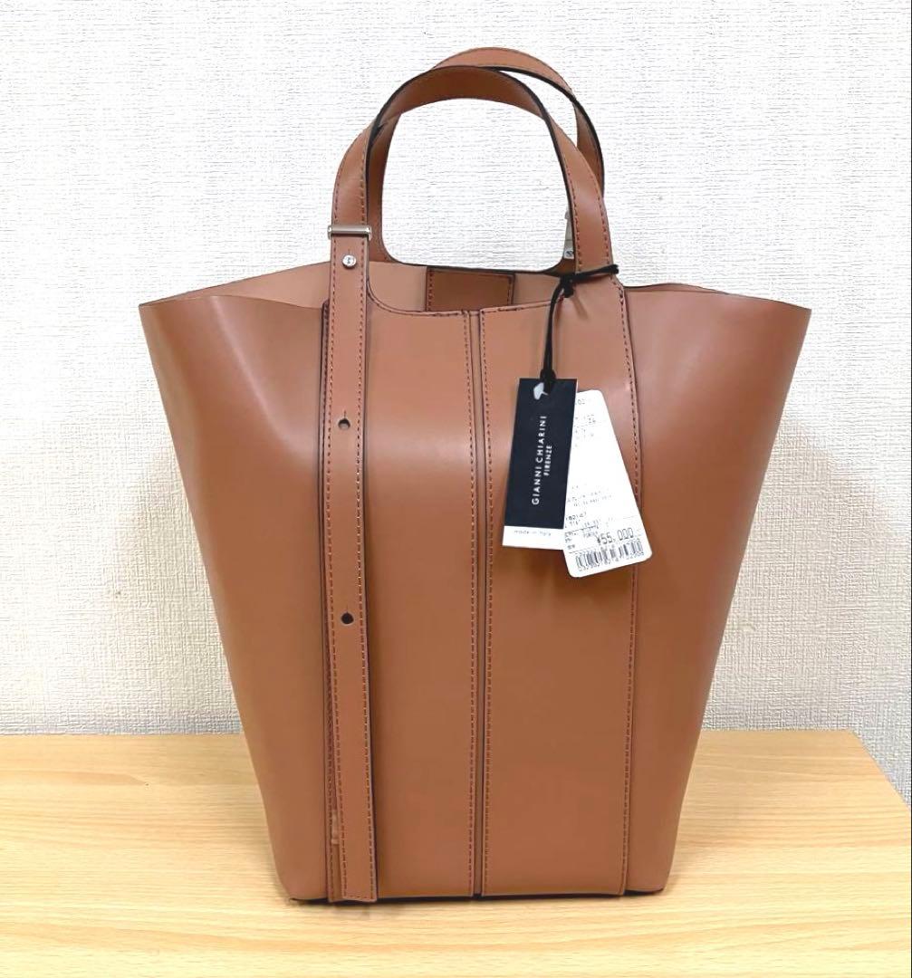 新品タグ付ジャンニキアリーニ◆本革トートバッグ大きめ希少サイズ黒6万イタリア製