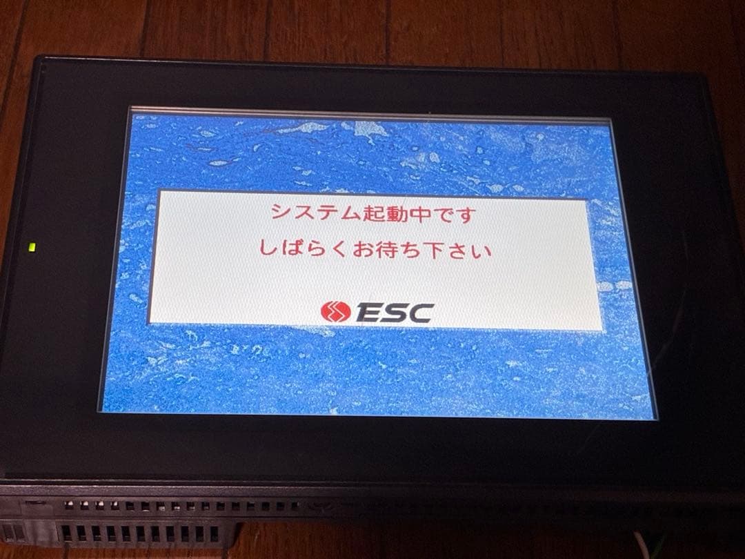 KEYENCE タッチパネル　VT3-V10 四台セット　起動確認済