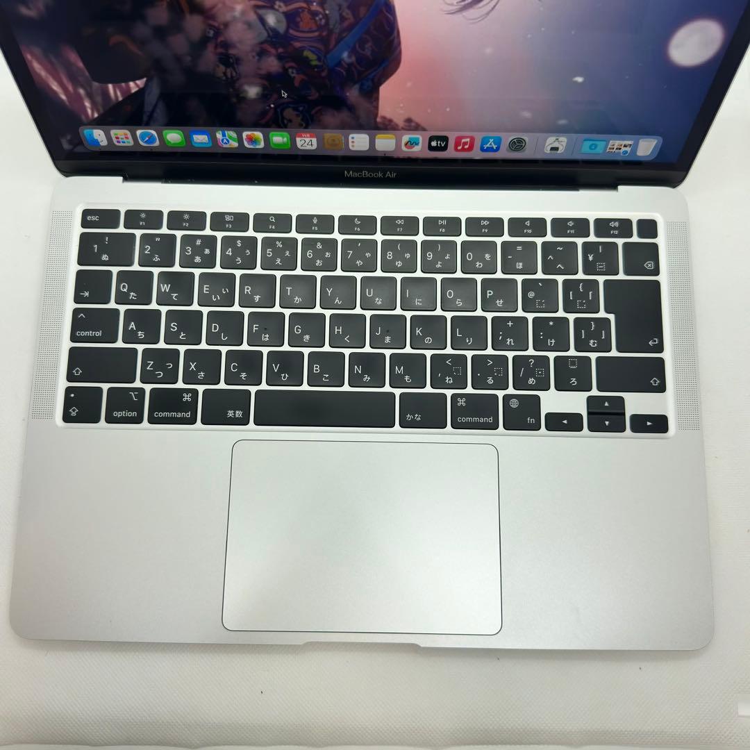 MacBook Air 13インチ (M1, 2020) – シルバー