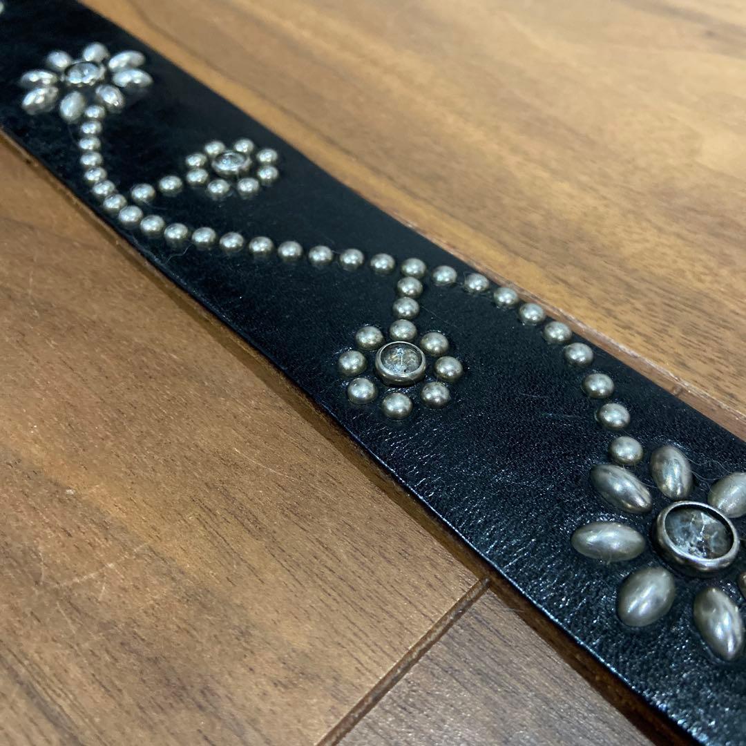HTC フラワースタッズ クリアストーン ブラックレザーベルト 34inch