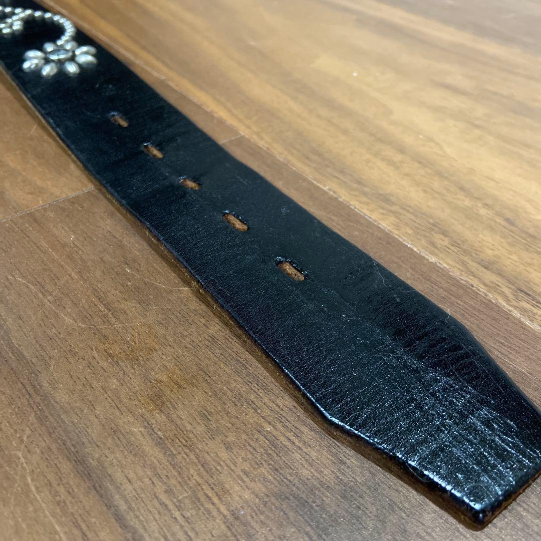 HTC フラワースタッズ クリアストーン ブラックレザーベルト 34inch