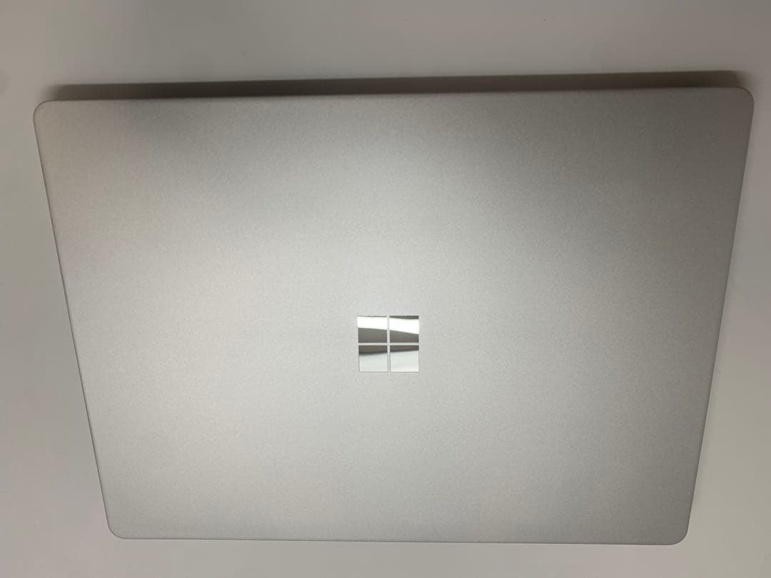美品 Surface Laptop Go3 Core i5 8GB 256GB
