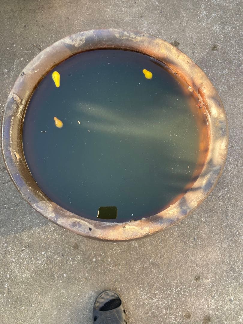 時代物 陶器の大型甕 古い壺 。茶褐色。和モダン 高さ64センチ