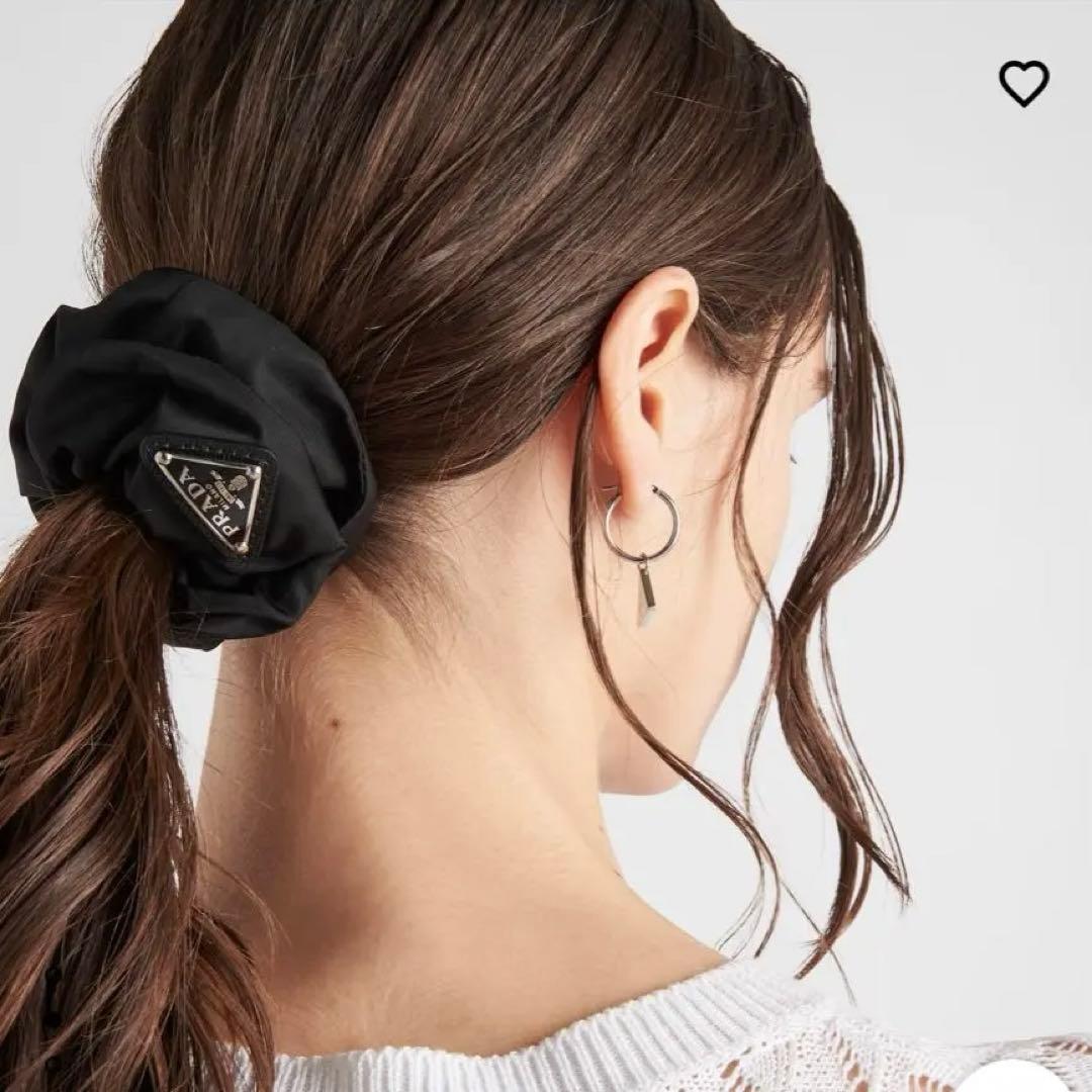 【新品/未使用】【ラッピング】PRADA Re-Nylon シュシュ ブラック