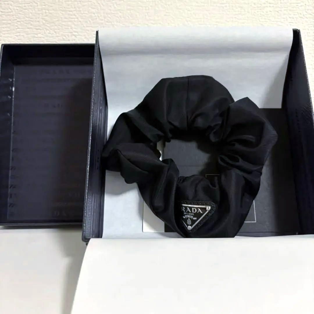 【新品/未使用】【ラッピング】PRADA Re-Nylon シュシュ ブラック