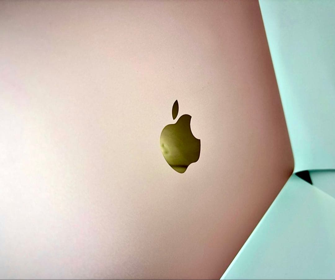 MacBook 12インチ｜Core i5／8GB／500GB｜軽量薄型・大容量