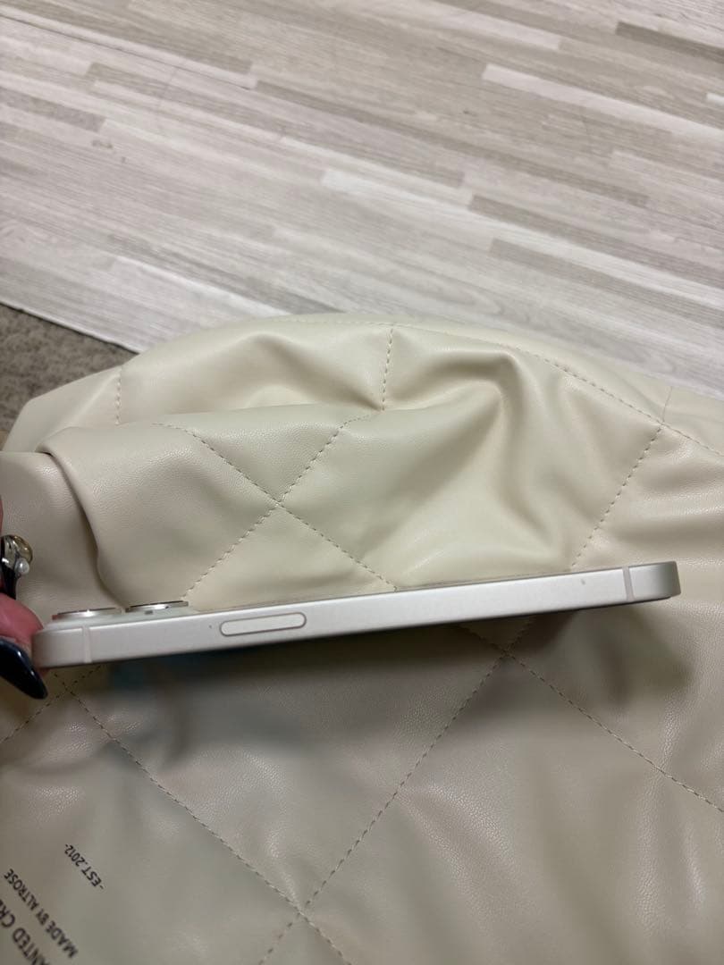 iPhone14 256GB スターライト 美品 本体のみ