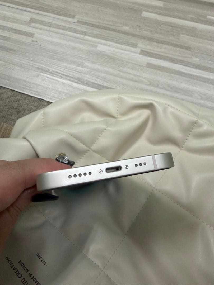 iPhone14 256GB スターライト 美品 本体のみ