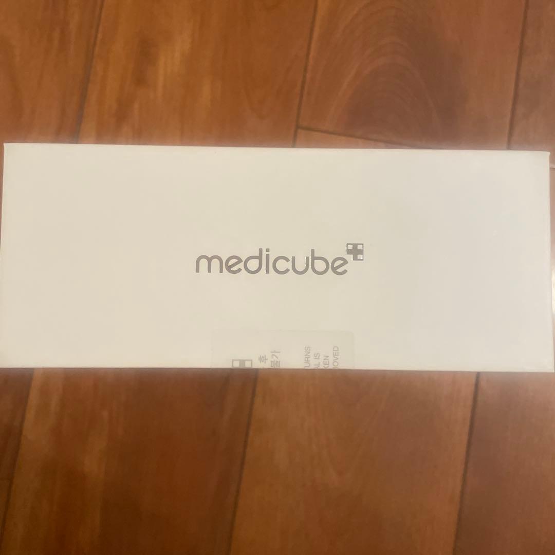 medicube AGE-R DEEP 美顔器