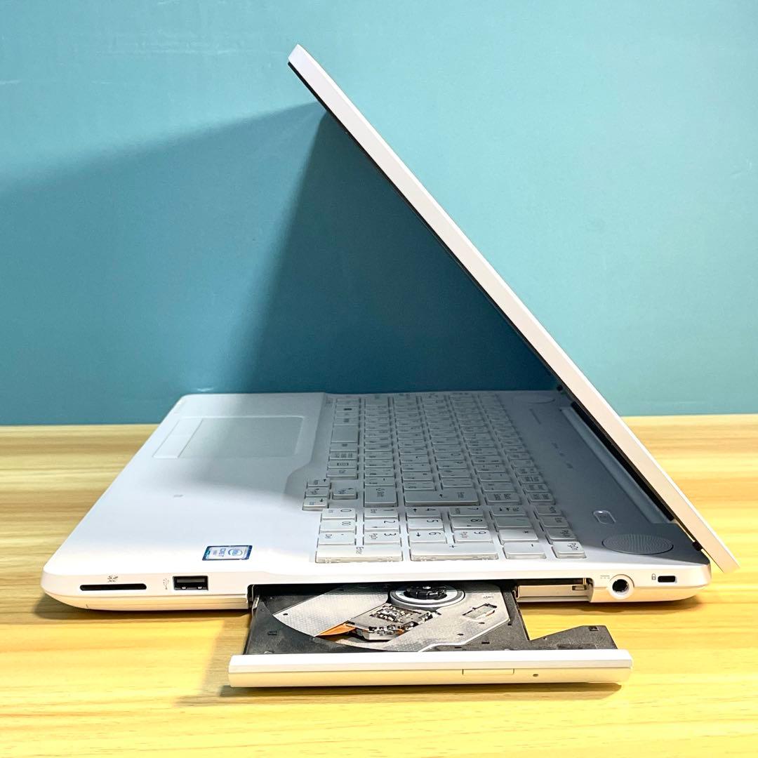 富士通 LIFEBOOK/Corei7/16GB/SSD512GB/ブルーレイ