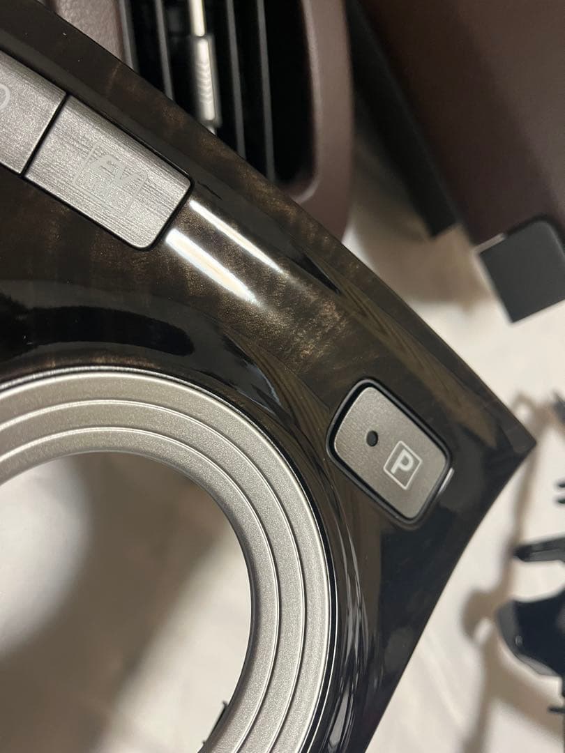 30プリウス 純正内装ブラッキッシュブラウン +ブラウンカスタム内装