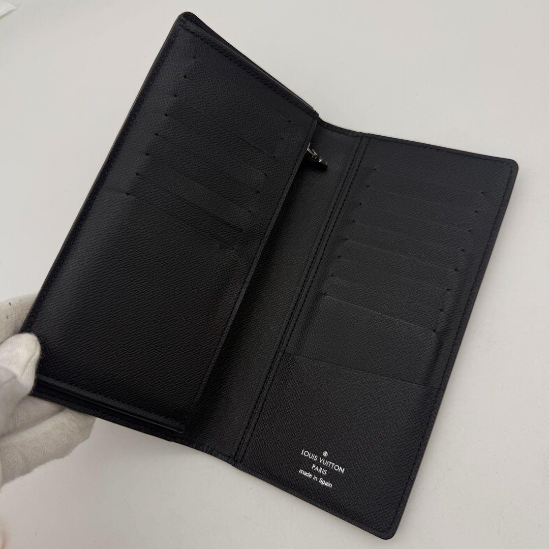 【新型】ルイヴィトン エピ ポルトフォイユ ブラザ ノワール 黒 長財布