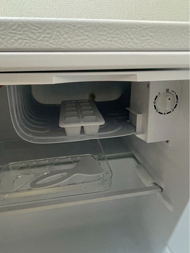 アイリスオーヤマ 46リットル 冷蔵庫 2024年製　説明書付 美品