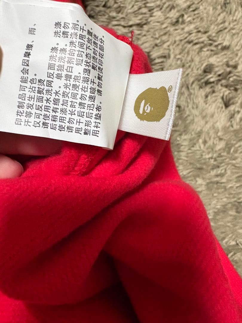 A BATHING APE シャークパーカー　Mサイズ