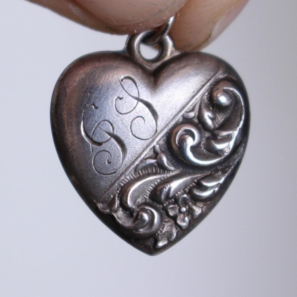 40s　スウィートハートジュエリー　WW2　シルバー　勿忘草　両面　渦巻　波