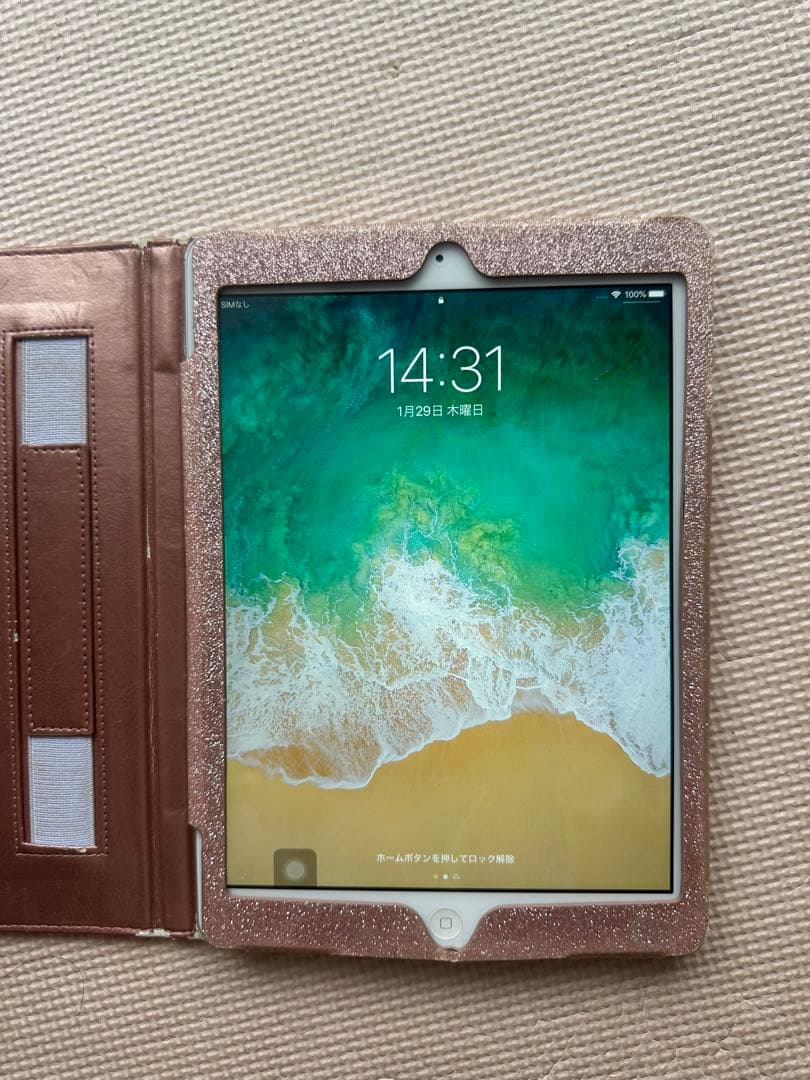 Apple iPad 第6世代　シルバー　32GB 本体