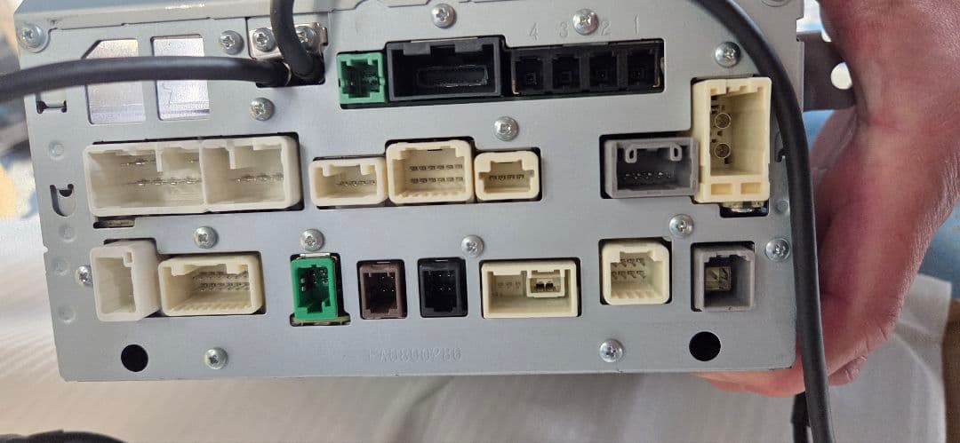 ゆ*ん様 80系ヴォクシーNSZN-Z68T ディスプレイパネルセット