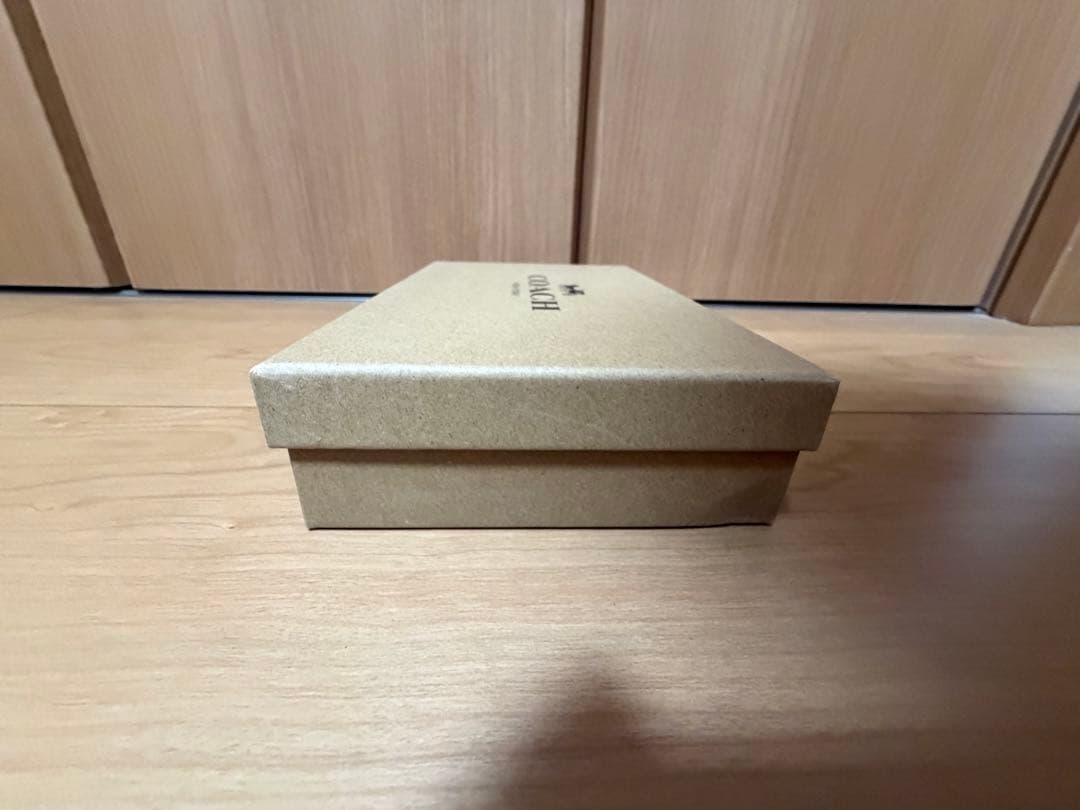 新品未使用 コーチ coach ベルト 黒レザー エンボス加工