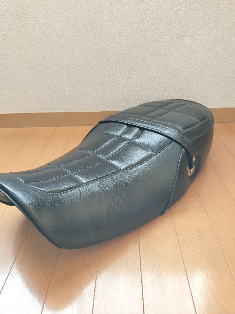 k*8様 Z900RS ドレミコレクションZ1タイプシート【純正】ノーマル対応