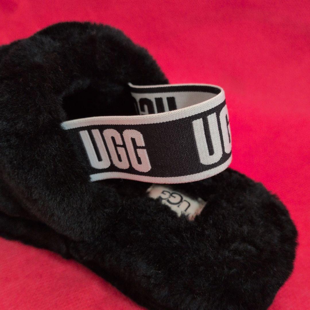 【未使用】UGGファーサンダル FLUFF YEAH SLIDE✨️モコモコ✨️