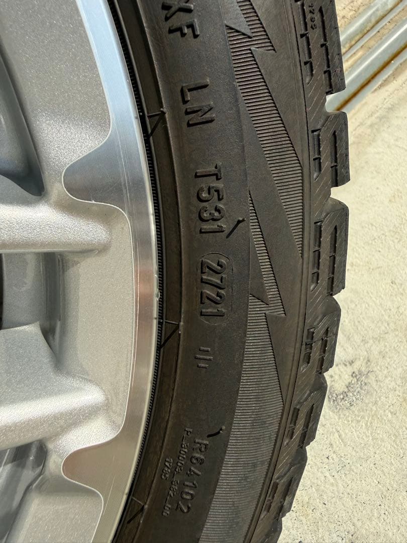 ホンダ 15インチ N-BOXスタッドレスタイヤセット