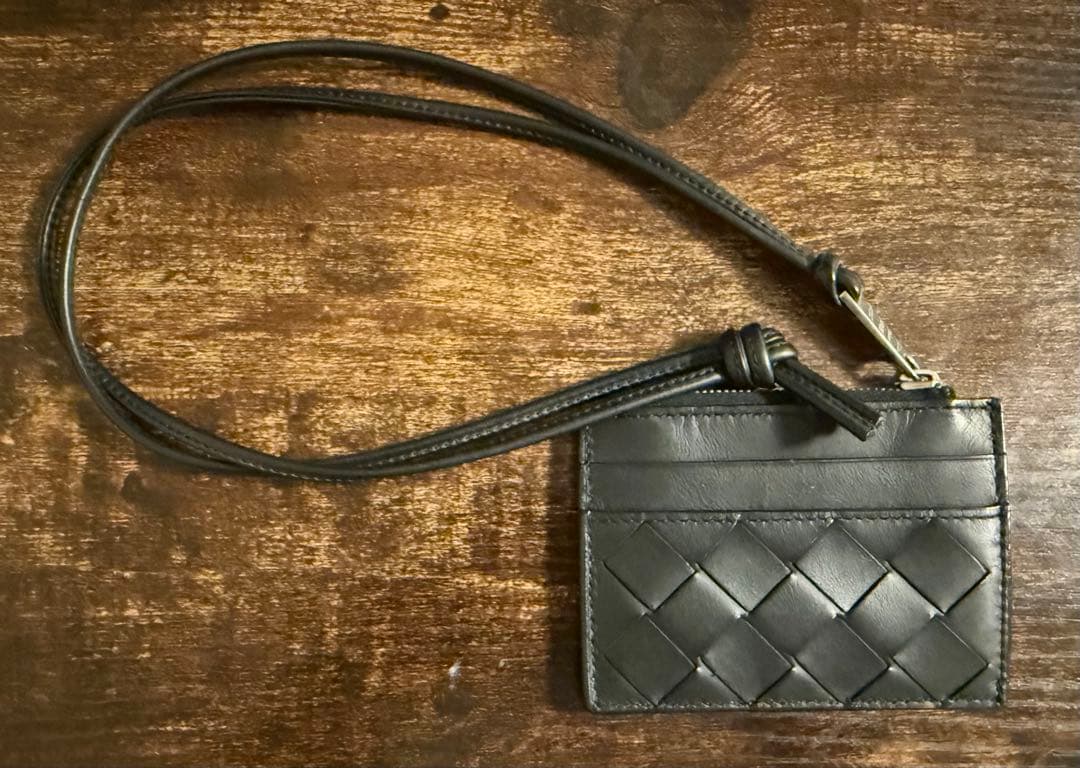BOTTEGA VENETA【ボッテガヴェネタ】ネックウォレット小銭入れ