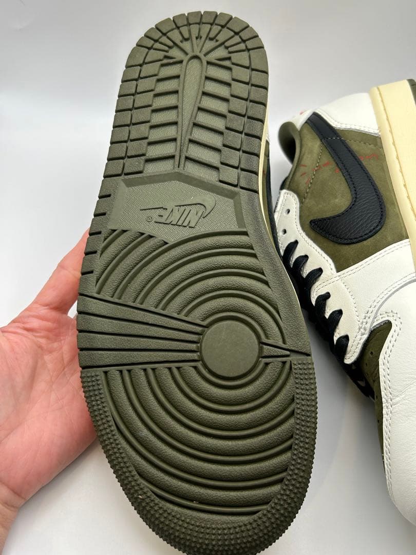 NIKE エア ジョーダン 1 LOW トラヴィススコット　コラボモデル