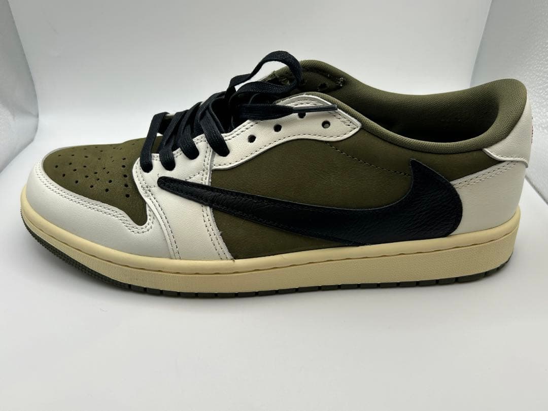 NIKE エア ジョーダン 1 LOW トラヴィススコット　コラボモデル