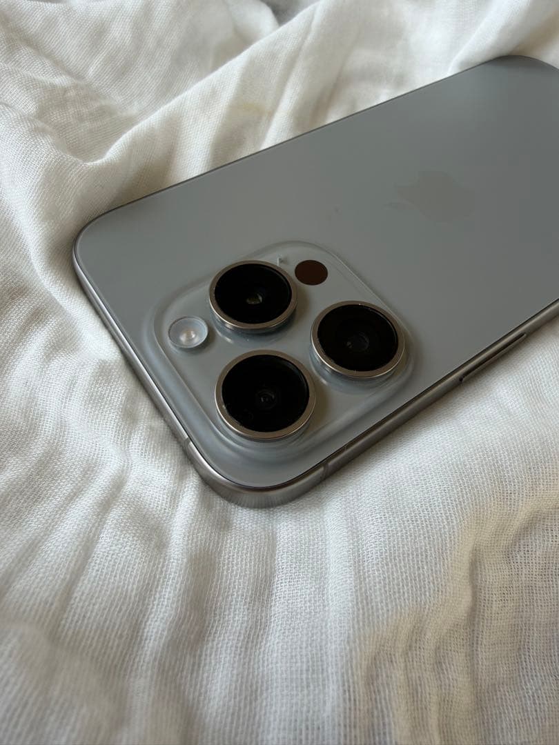 (もやし）iPhone15pro 256GB ナチュラルチタニウム