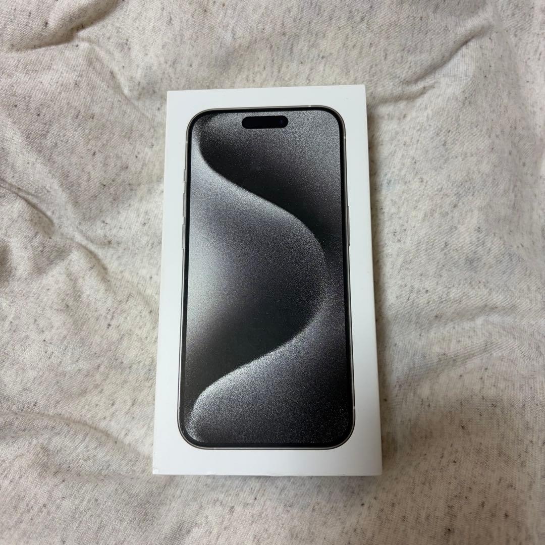 iPhone15pro ホワイトチタニウム 128G SIMフリー
