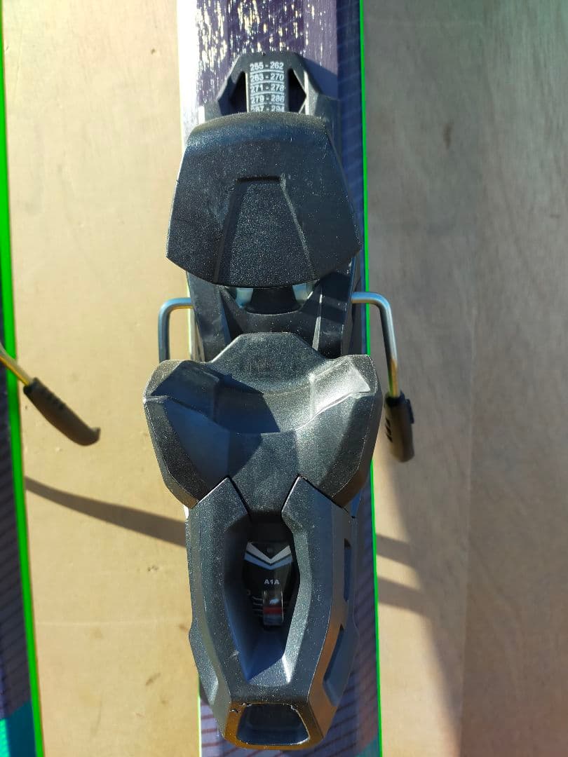 FISCHER フィッシャー　PRO MTN 77 スキー板 バインディング付き