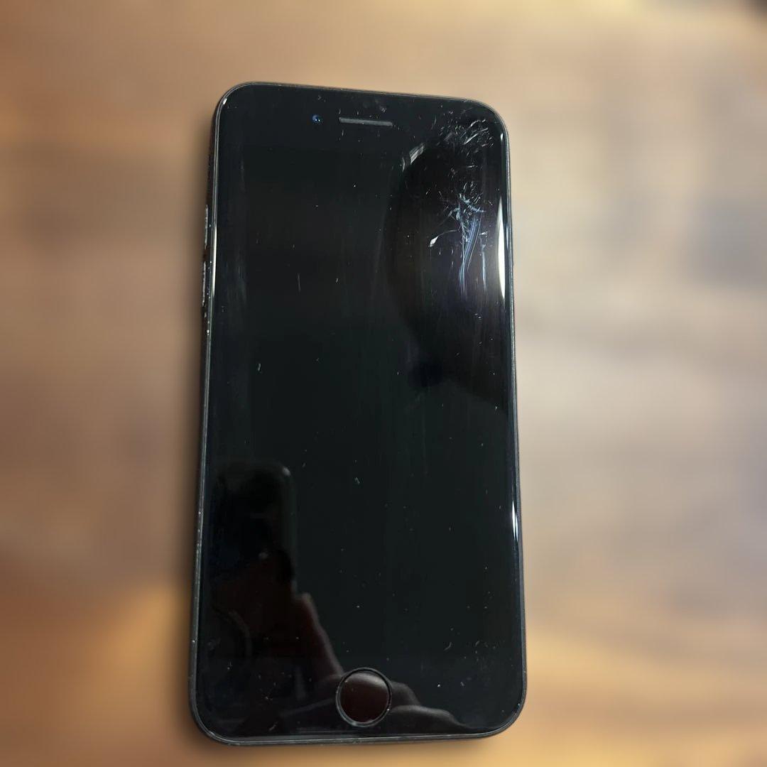 Apple iPhoneSE2 ブラック