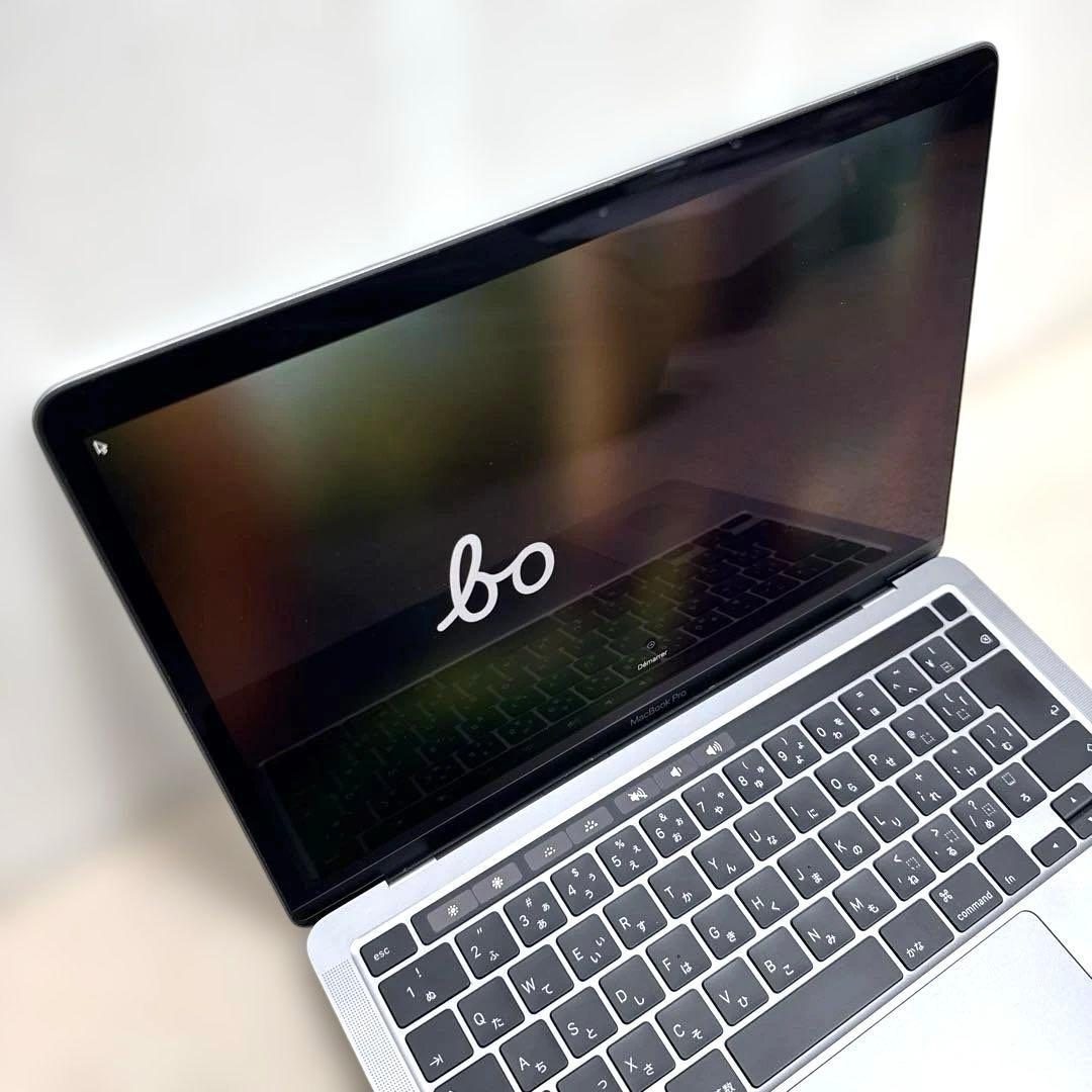 MacBookPro 13インチ 2020 - 32GB, 512GB