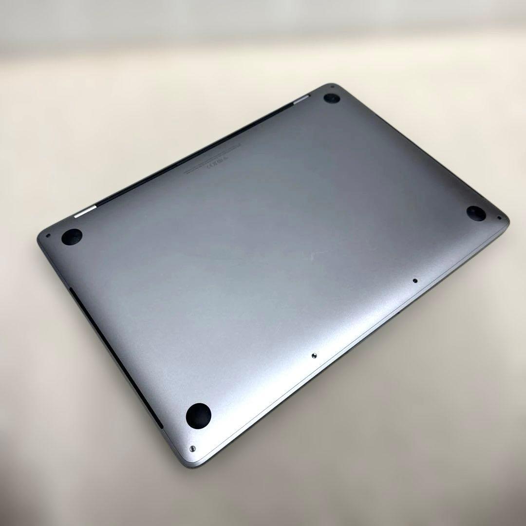 MacBookPro 13インチ 2020 - 32GB, 512GB