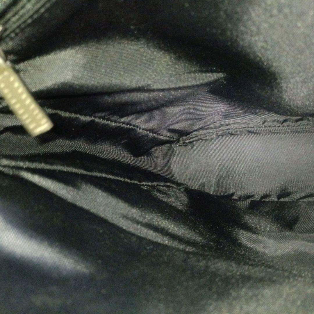 ✨Salvatore Ferragamo 羊革オールレザー メッセンジャーバッグ