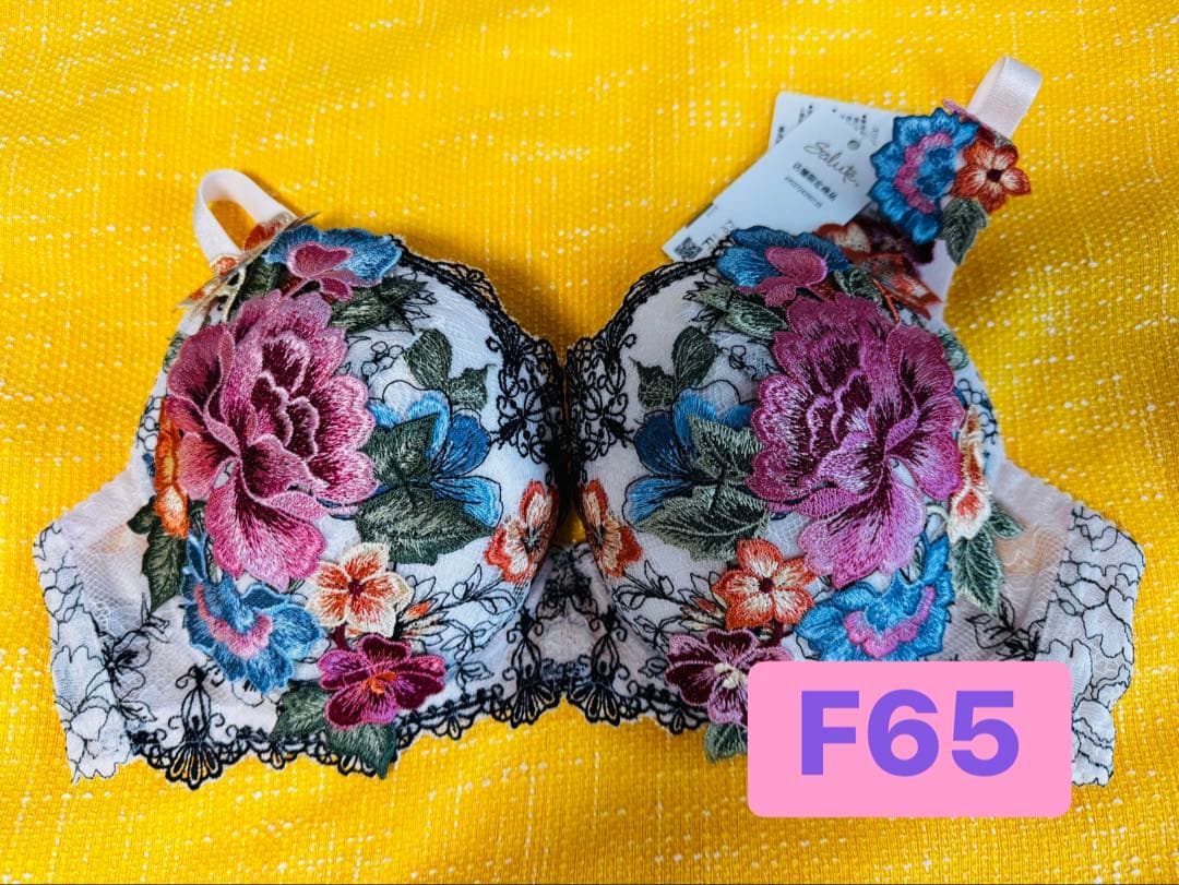 サルート店舗限定【59グループ】F65新品タグ付き