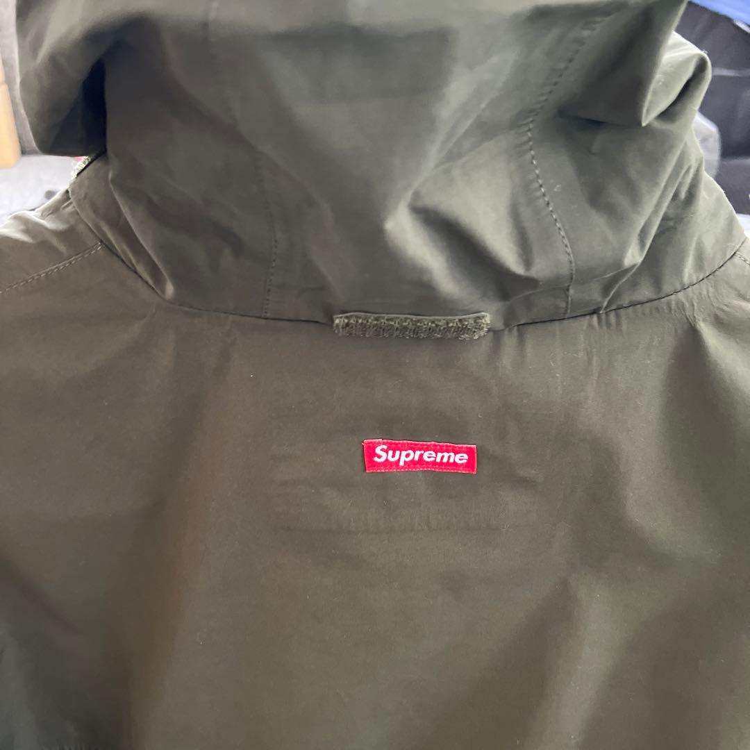 supreme プルオーバー パーカー Ｍサイズ