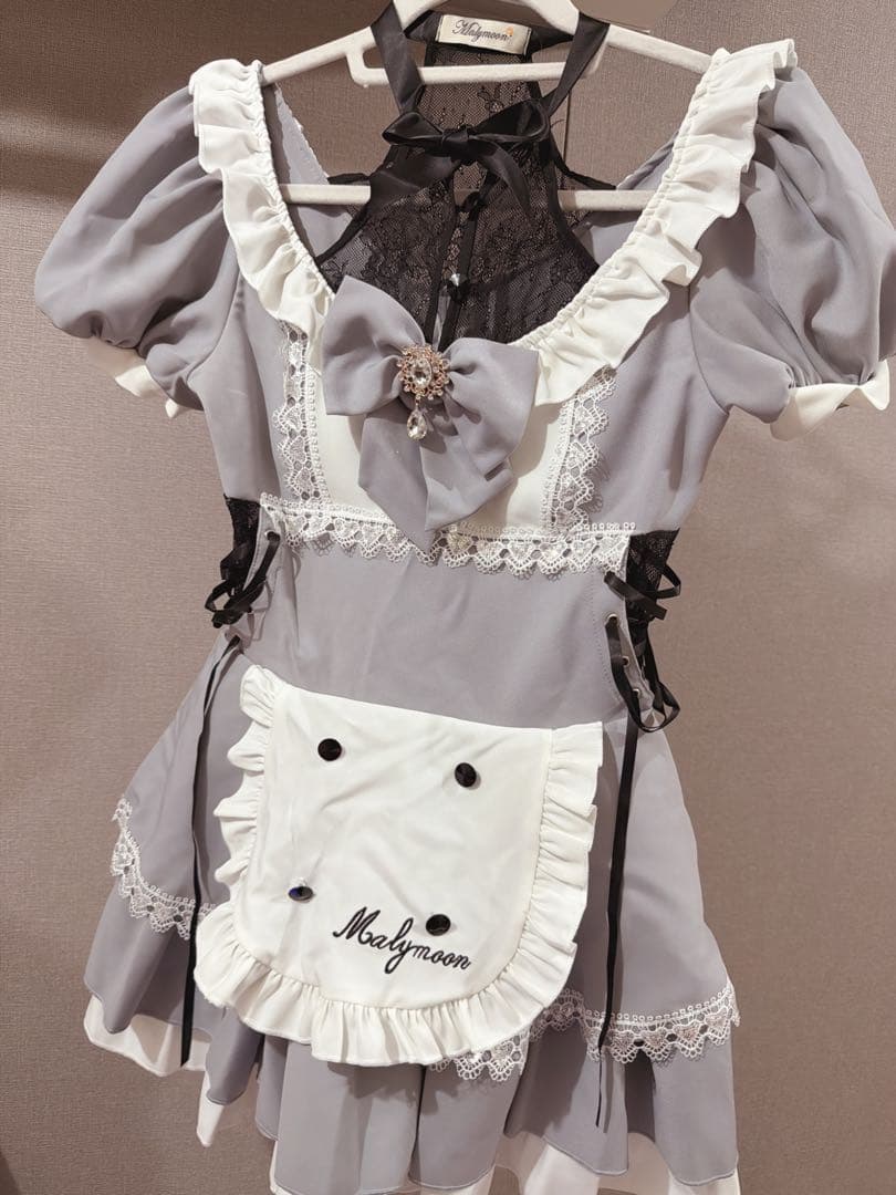 マリームーン　メイド　コスプレ