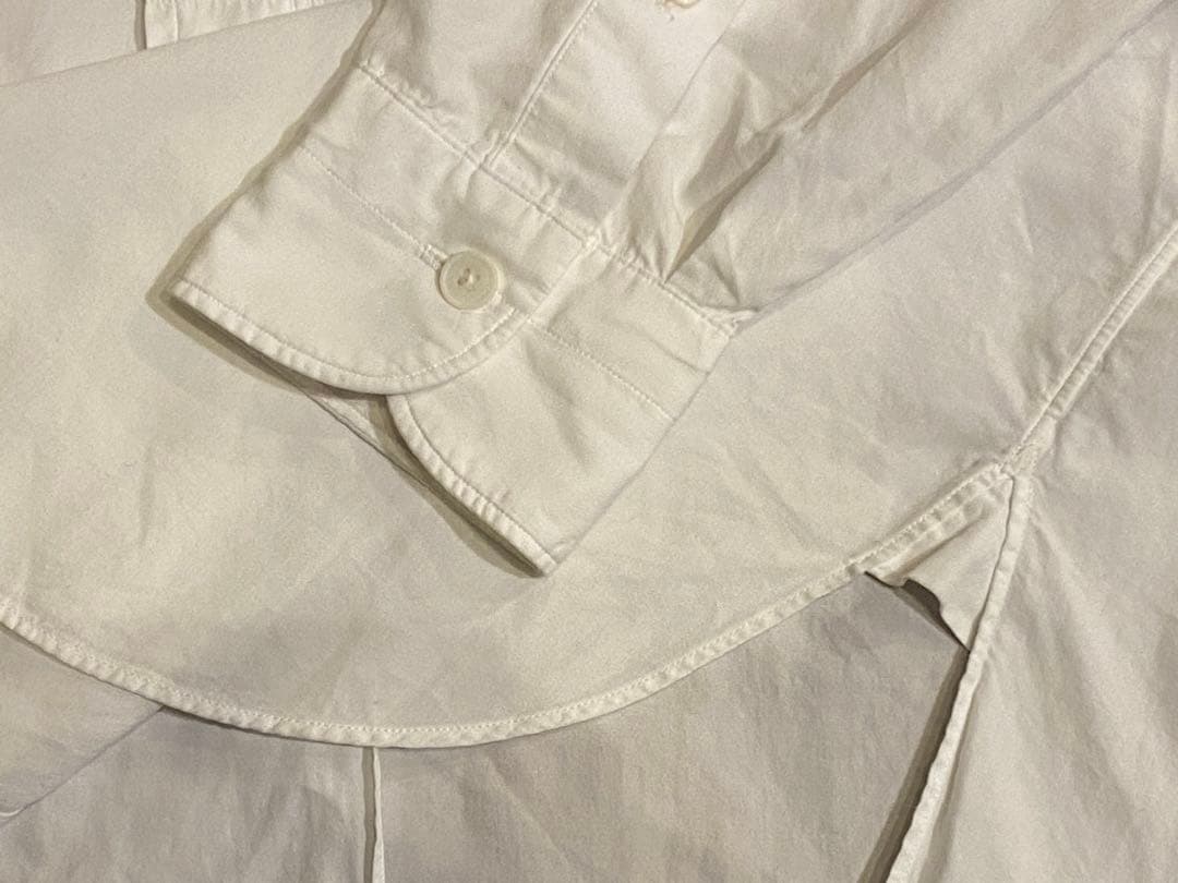 COMOLI バンドカラーロングシャツ2