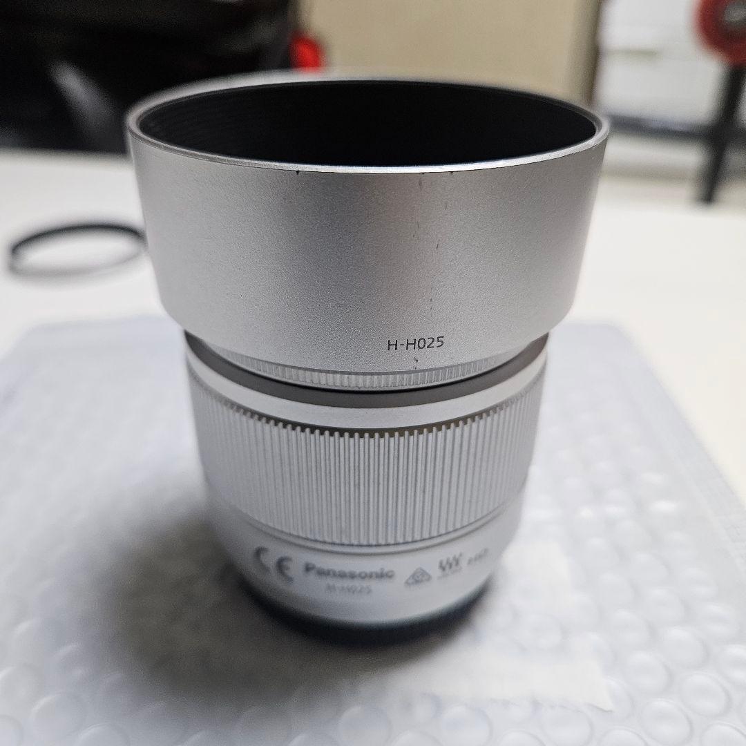 Panasonic H-H025 ズームレンズ シルバー